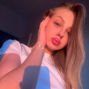 Monica🐈 Onlyfans