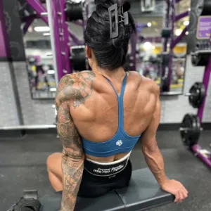 Crystal 🖤 Gym GF Onlyfans