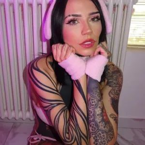 Message Me I'm Bored...❤️🔥💦 Onlyfans