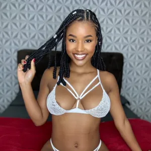 Larissa Silva🇧🇷Chocolate🍫 Onlyfans