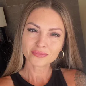 Miss Sarah Sex Ed Teacher🔥 Onlyfans