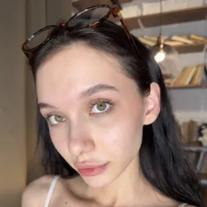 Rina 💛 Onlyfans