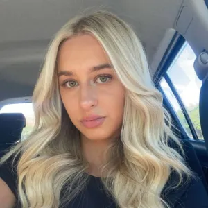 lola starr #1 virgin teen Onlyfans