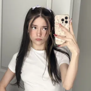 kat ≽^•⩊•^≼ Onlyfans