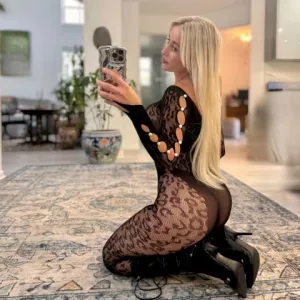 Julie 🥰 NO PPV Onlyfans