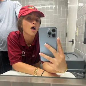 Skylarmaexo #1 PAGE ON OF 🏆 Onlyfans