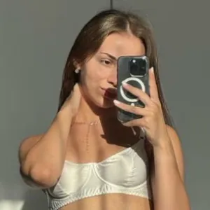 Tiny Cristiny Onlyfans