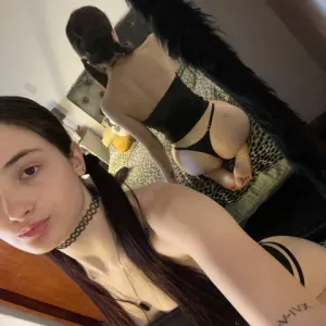 Emma 2.7 miles away Onlyfans