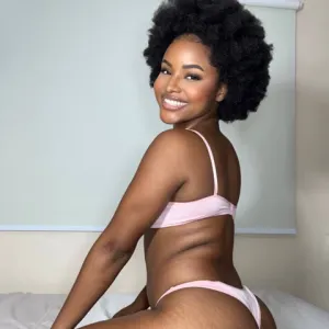 Larissa Silva🇧🇷Chocolate🍫 Onlyfans