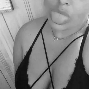 ToCurvyToYou Onlyfans