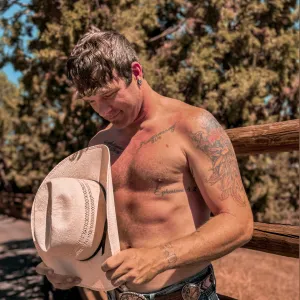 The €umshot Cowboy Onlyfans