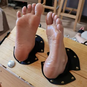 Sweetsoftfeet tickling experience Onlyfans