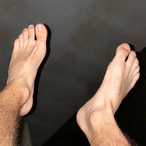 Boy’s feet Onlyfans