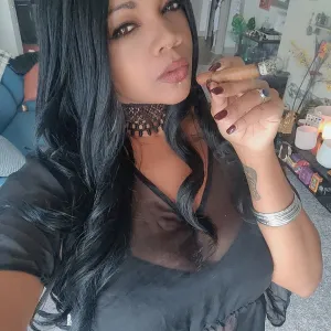 cigar.vixen OnlyFans