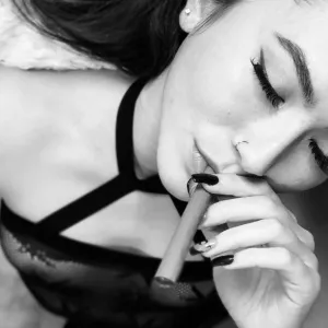 Sexy Smokes Onlyfans