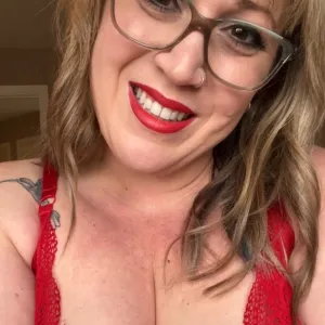 Chelsea Buns’ Video Store and livestream Onlyfans