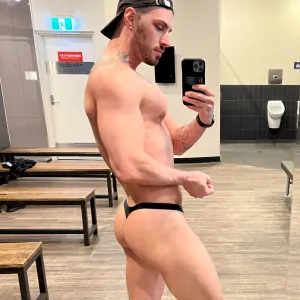 Aryn Hunter Onlyfans