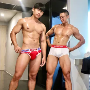 Lee & Baron free Onlyfans
