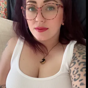 nikkibetty OnlyFans