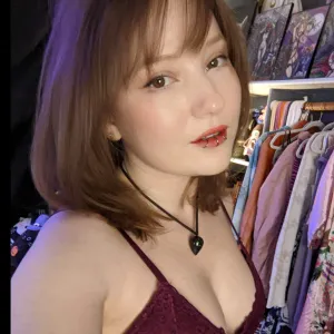 Lilith Mae ~Pale, Pierced, Petite w/@$$ Onlyfans