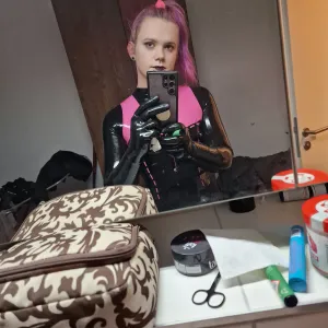 latex.princess13 Onlyfans