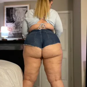 squishysophiee OnlyFans