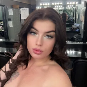 Yourprettiestdistraction😘 Onlyfans