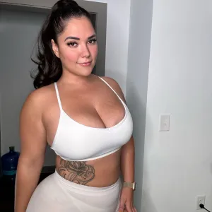 milavalentina OnlyFans