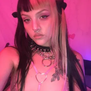 Sabrina 666🖤New to OnlyFans Onlyfans