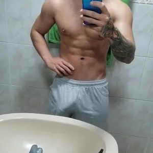 Ian Rguez Onlyfans