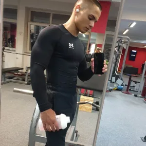 youngmusclegrowingboy OnlyFans