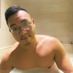 肉壯阿牛狗狗 Onlyfans