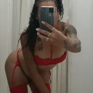 alejandra1283 OnlyFans