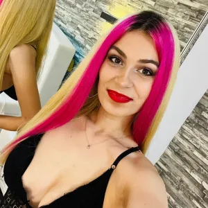 Beverly Pink Onlyfans