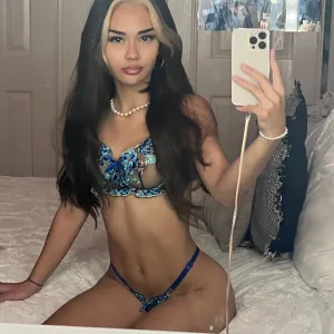 yourwasian OnlyFans