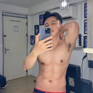 Nicky Nguyen Onlyfans