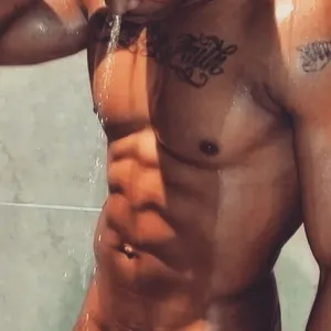 muscle.boy.black. (ATL) • bTtom/vs jock Onlyfans