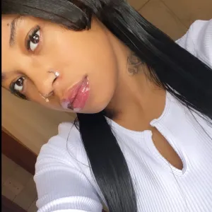 Layla2pretti Onlyfans