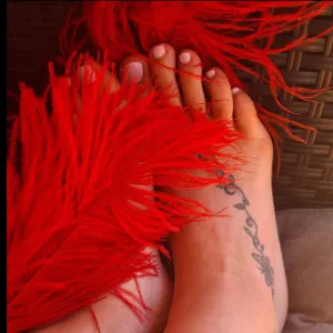 Pussy and feet Onlyfans