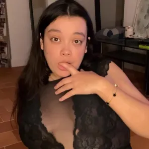 NAHAPEACH🍑 Onlyfans