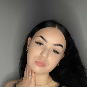 just your average girl Onlyfans