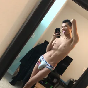 theehungtwink Onlyfans