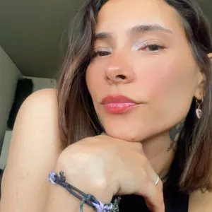 Mia 💜 Onlyfans