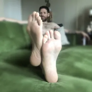 Feet you here Onlyfans