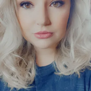 theoneblondegirl OnlyFans