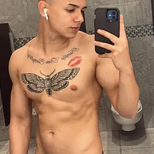 danieeltroya OnlyFans