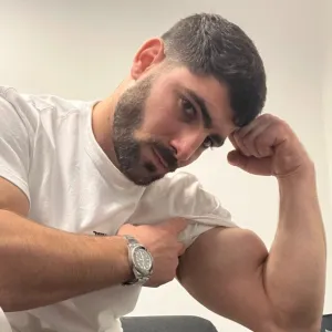 bicepsking_free OnlyFans