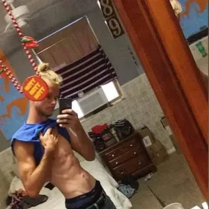 Yourbiggoldencock8🍌 Onlyfans