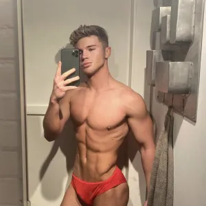 Deanyoung_ Onlyfans