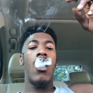 SkinnyVon aka LCK🤴🏾FREE Onlyfans